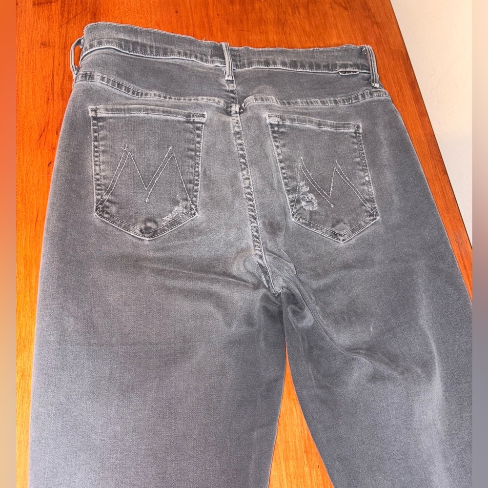 MOTHER Stunner Zip Ankle Step Fray Jeans Distressed Denim size 28 - Picture 15 of 15
